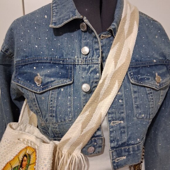 This item is a handcrafted Wayuu mochila bag from Colombia crystals beaded - Picture 4 of 10